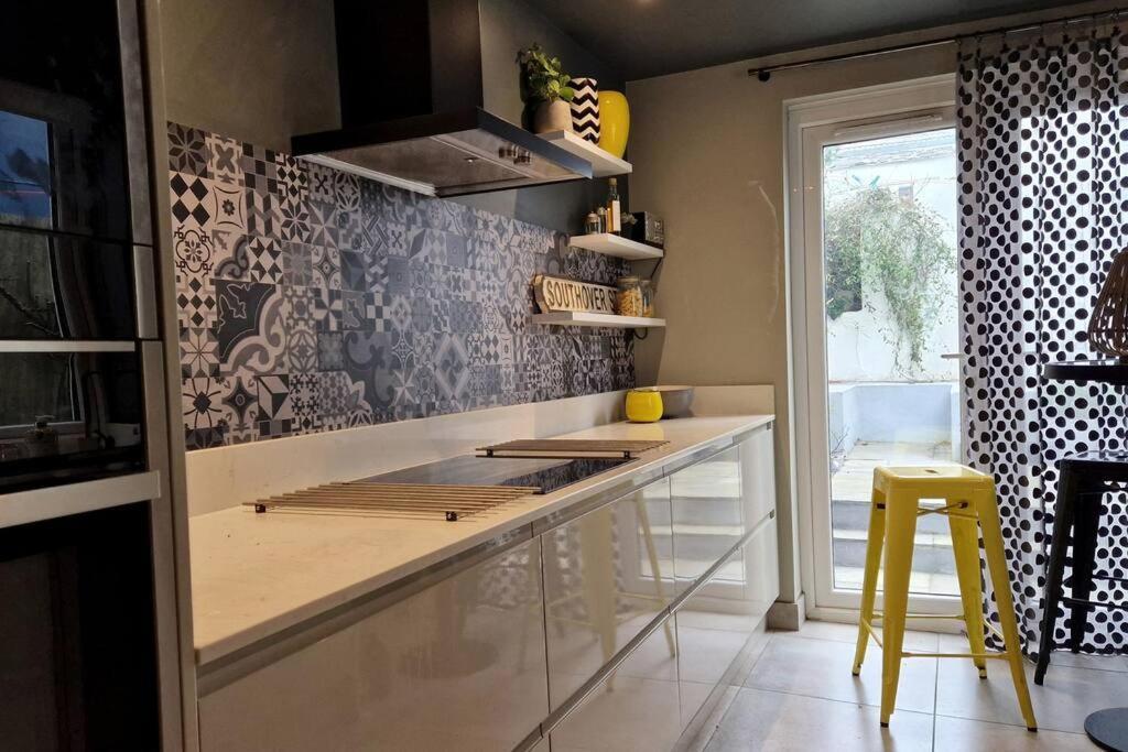 Вилла Stylish Townhouse 15 Mins To Laines & Seafront Брайтонн Экстерьер фото